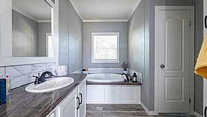 Super Saver / The Fantasy Island SA30543F Bathroom 139474