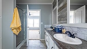 Super Saver / The Fantasy Island SA30543F Bathroom 139476