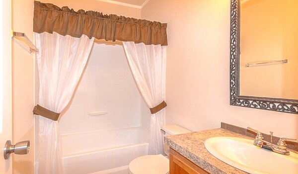 Super Saver / The Heritage SA30443E Bathroom 139457