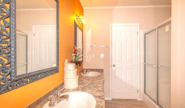Super Saver / The Heritage SA30443E Bathroom 139459