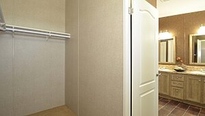Masterpiece / Kensington 28604K Bedroom 139414