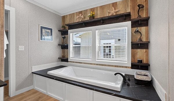 Keystone / The Magnum 76 KH32764M Bathroom 138818