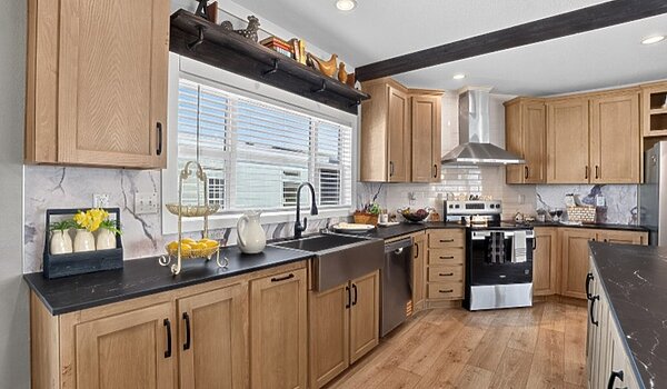 Keystone / The Magnum 76 KH32664M Kitchen 138672