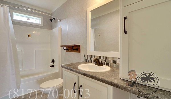 Keystone / The Landrace 76 KH30764L Bathroom 60138