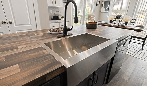 Keystone / The Palladium KH30543D Kitchen 139016