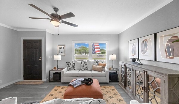 Keystone / Apex 30724X Interior 138347
