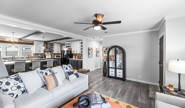 Keystone / Apex 30724X Interior 138348