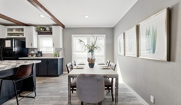 Super Saver / Sheridan 30704S Interior 139699