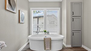 Masterpiece / Fantasy Island 30543F Bathroom 139349
