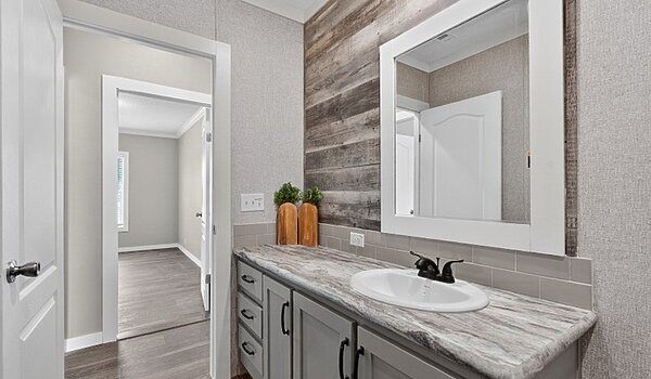 Masterpiece / Fantasy Island 30543F Bathroom 139354