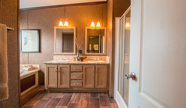 Masterpiece / Retreat 30603R Bathroom 139442