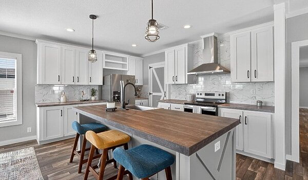 Masterpiece / Retreat 30643R Kitchen 139497