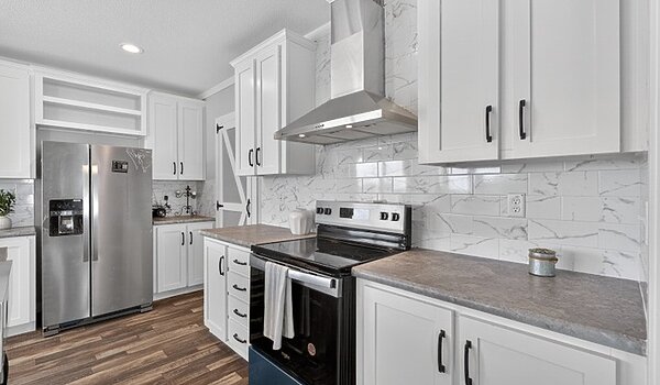 Masterpiece / Retreat 30643R Kitchen 139502