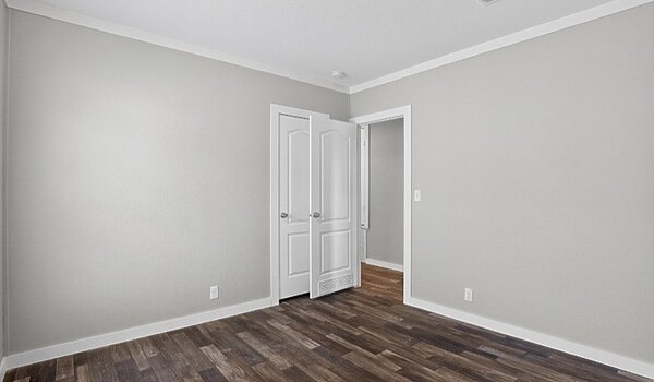 Masterpiece / Retreat 30643R Bedroom 139513