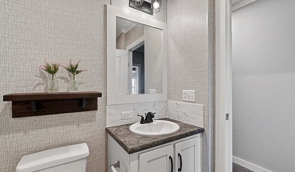 Masterpiece / Retreat 30643R Bathroom 139526