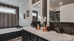 Answer House / 28724A Bathroom 150476