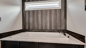 Answer House / 28724A Bathroom 150477