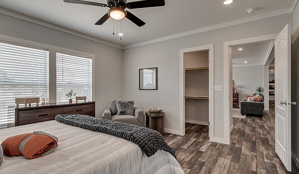 Answer House / 28724A Bedroom 150471