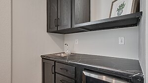 Answer House / 28724A Interior 150469