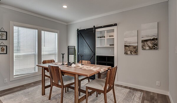 Answer House / 30563A Interior 138098
