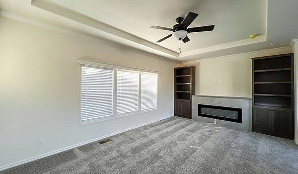 Inspiration Gold Series / Spruce ING 561F Interior 118902