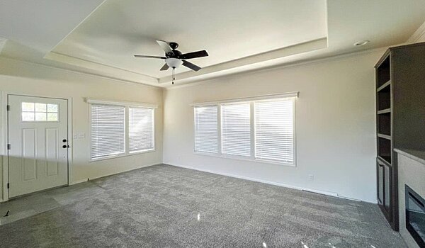 Inspiration Gold Series / Spruce ING 561F Interior 118903