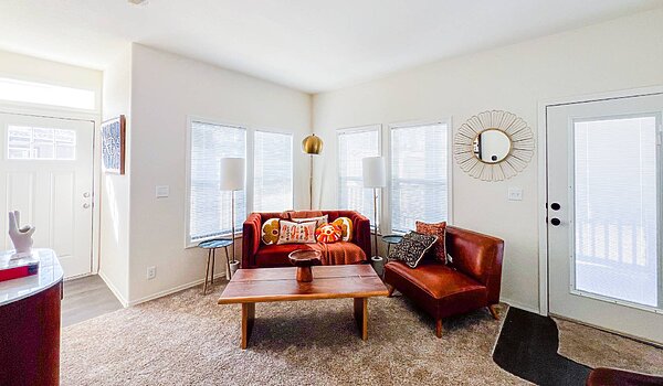 Dream Silver / DRM 301P Interior 118933