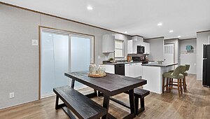 Prime Series / Grand 043 Interior 122102