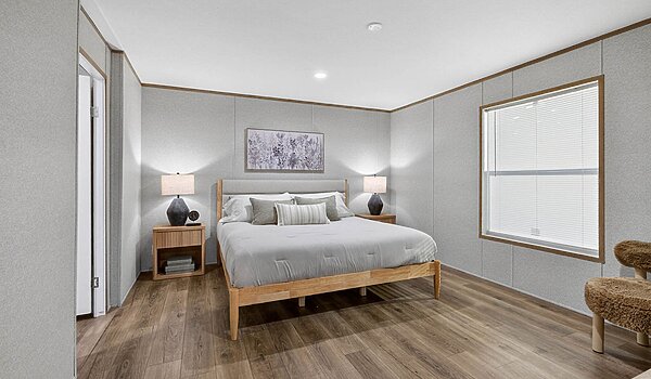 Prime Series / Grand 043 Interior 122103