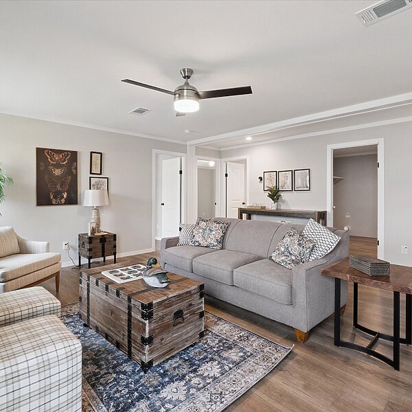 Premier / The Orleans 3276H42001 Interior 121759