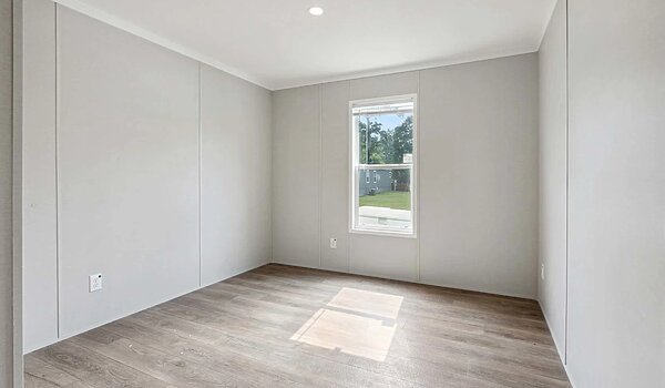 Champion Homes Collection / 0258CHTAH-2856-32111 Bedroom 113104