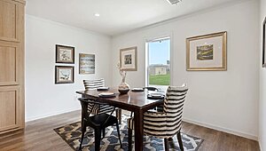 Champion Homes Collection / 0258CHTAH-2856-32111 Kitchen 113103