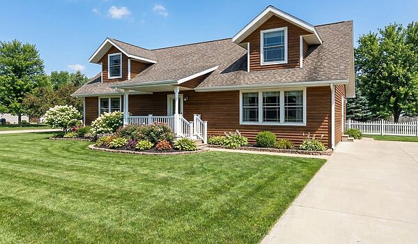 Cape Cod / 3590 Telmark Exterior 55522