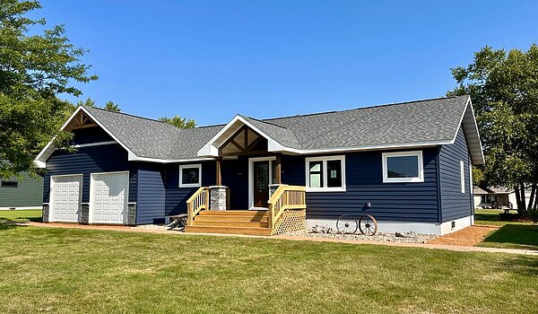 Ranch / 2350 Brookdale Exterior 130655
