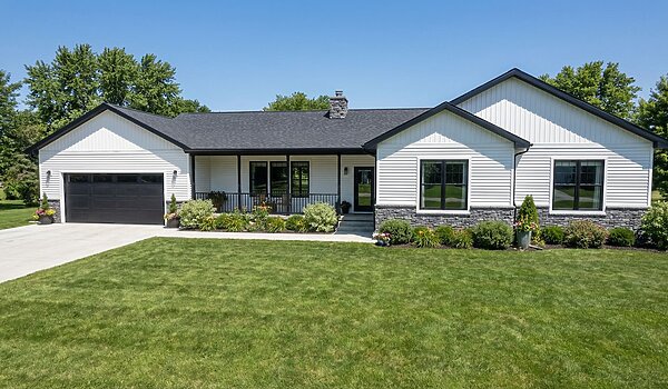 Ranch / 3660 Spectrum Exterior 58205