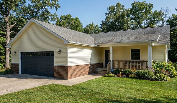 Ranch / 5095 Cavalier Exterior 130689