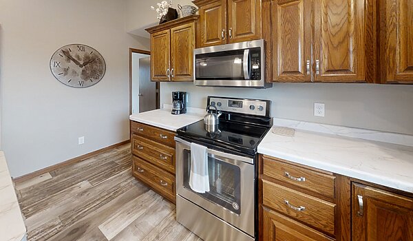 Ranch / 5161 Limited Interior 130700