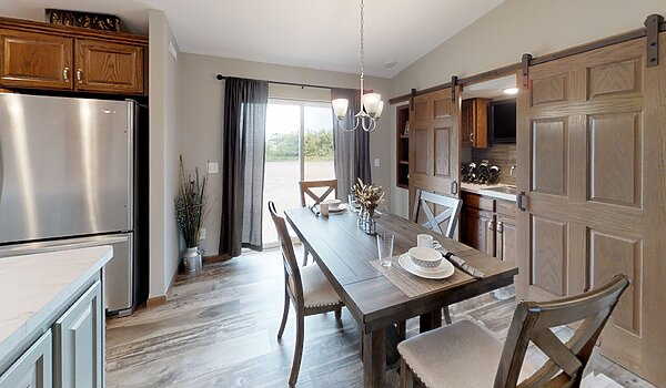 Ranch / 5161 Limited Interior 130701