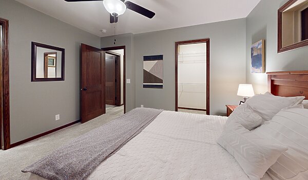 Ranch / 5190 Limited Interior 130624