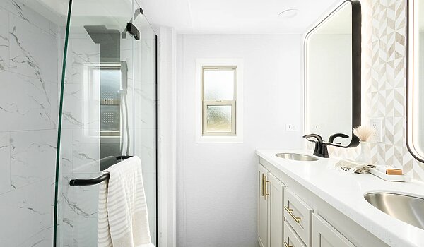 Eldorado Series / 9081P Bathroom 137207