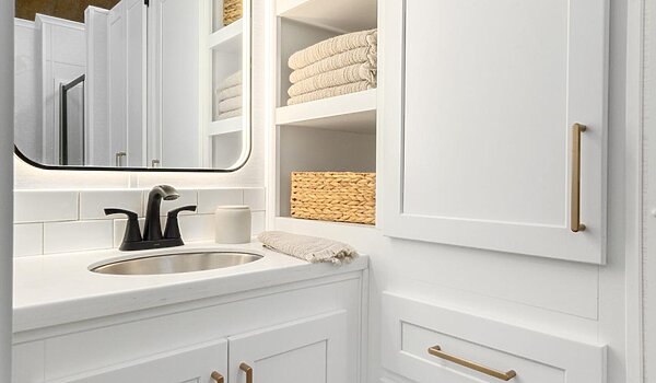 Eldorado Series / 9101 Bathroom 137270