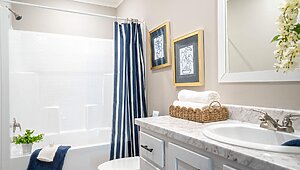 Creekside Series / The Shades Creek CS-3248 Bathroom 103422