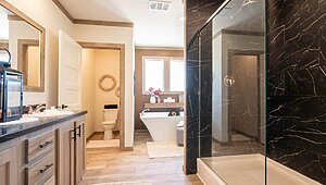 Creekside Series / The Patton Creek CS-3249 Bathroom 103444