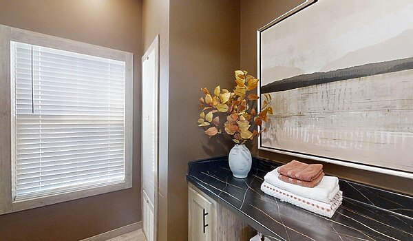 Creekside Series / The Keystone CS-1625 Interior 119514