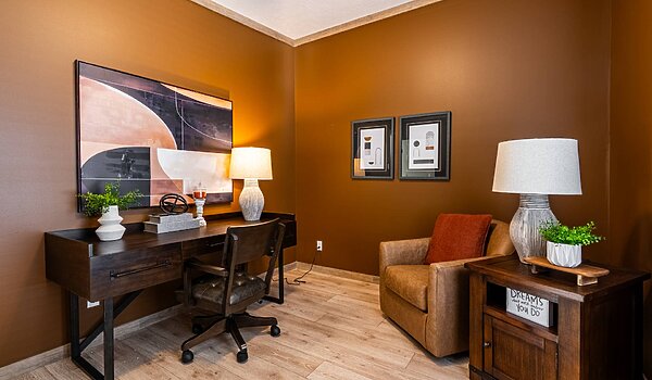 Creekside Series / The Keystone CS-1625 Bedroom 120030