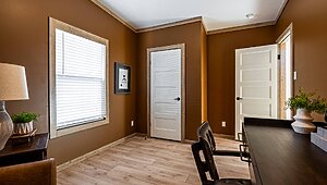 Creekside Series / The Keystone CS-1625 Bedroom 120031