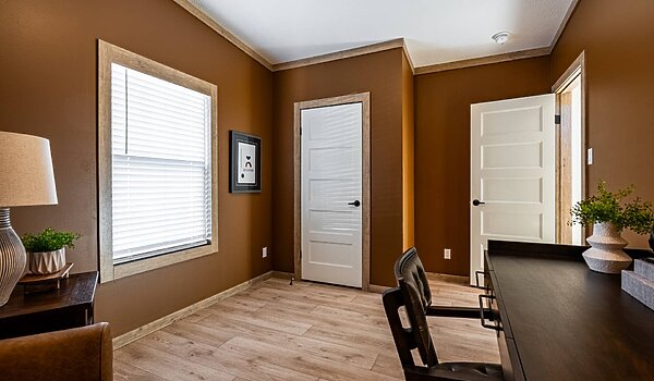 Creekside Series / The Keystone CS-1625 Bedroom 120031