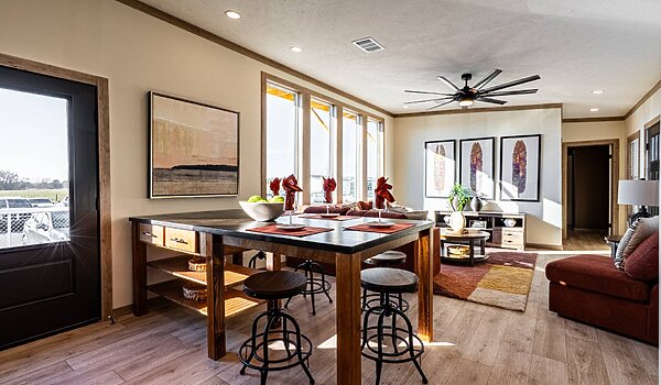 Creekside Series / The Keystone CS-1625 Interior 120023