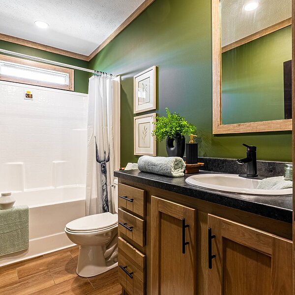 Creekside Series / The Low Country CS-3262 Bathroom 119852