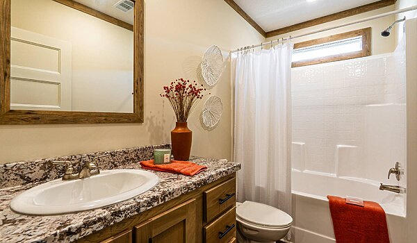 Creekside Series / The Cedar Creek CS-3240 Bathroom 119881